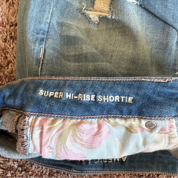 American Eagle Highest Rise Shortie - Picture 5 of 6